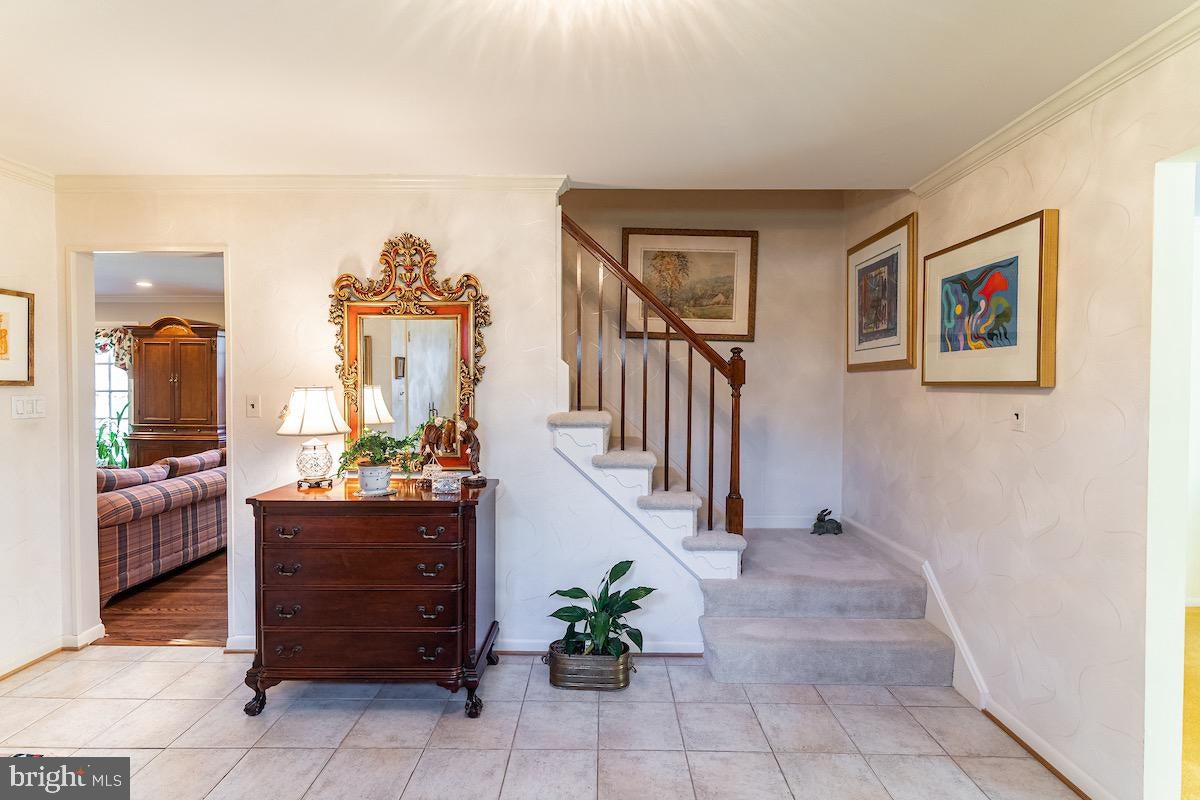 11905 VIEWCREST TERRACE