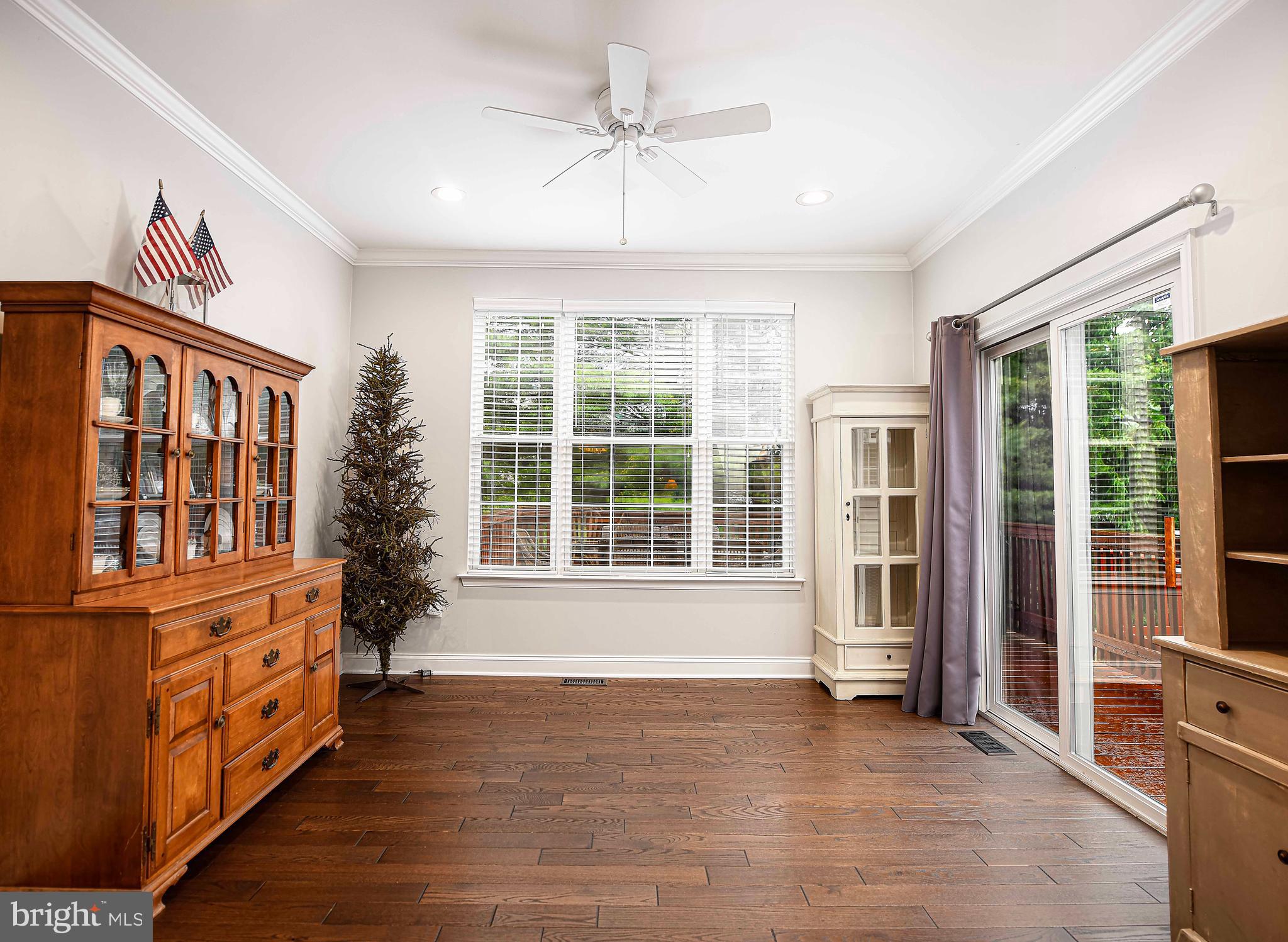 HICKORY OVERLOOK - Residential