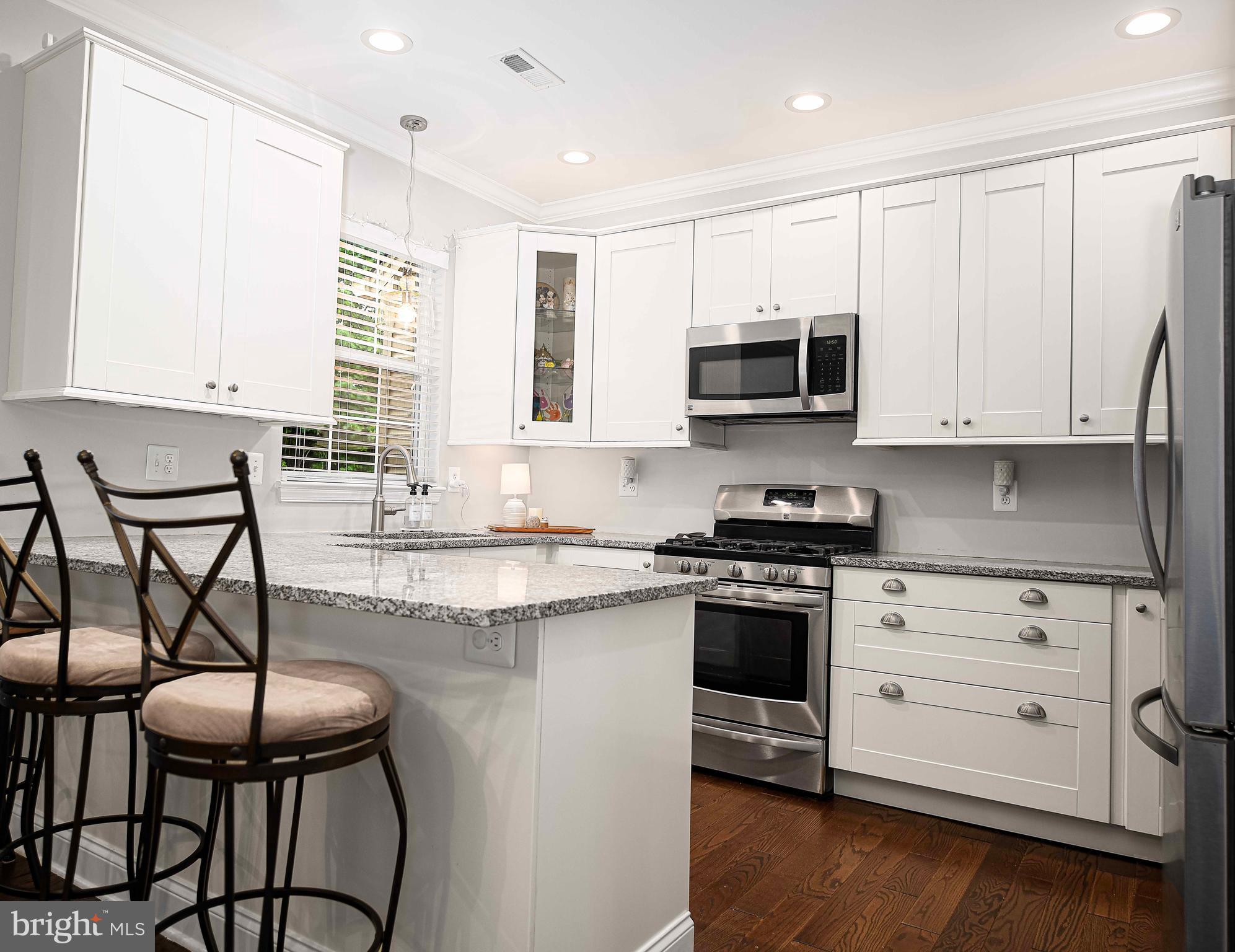 HICKORY OVERLOOK - Residential