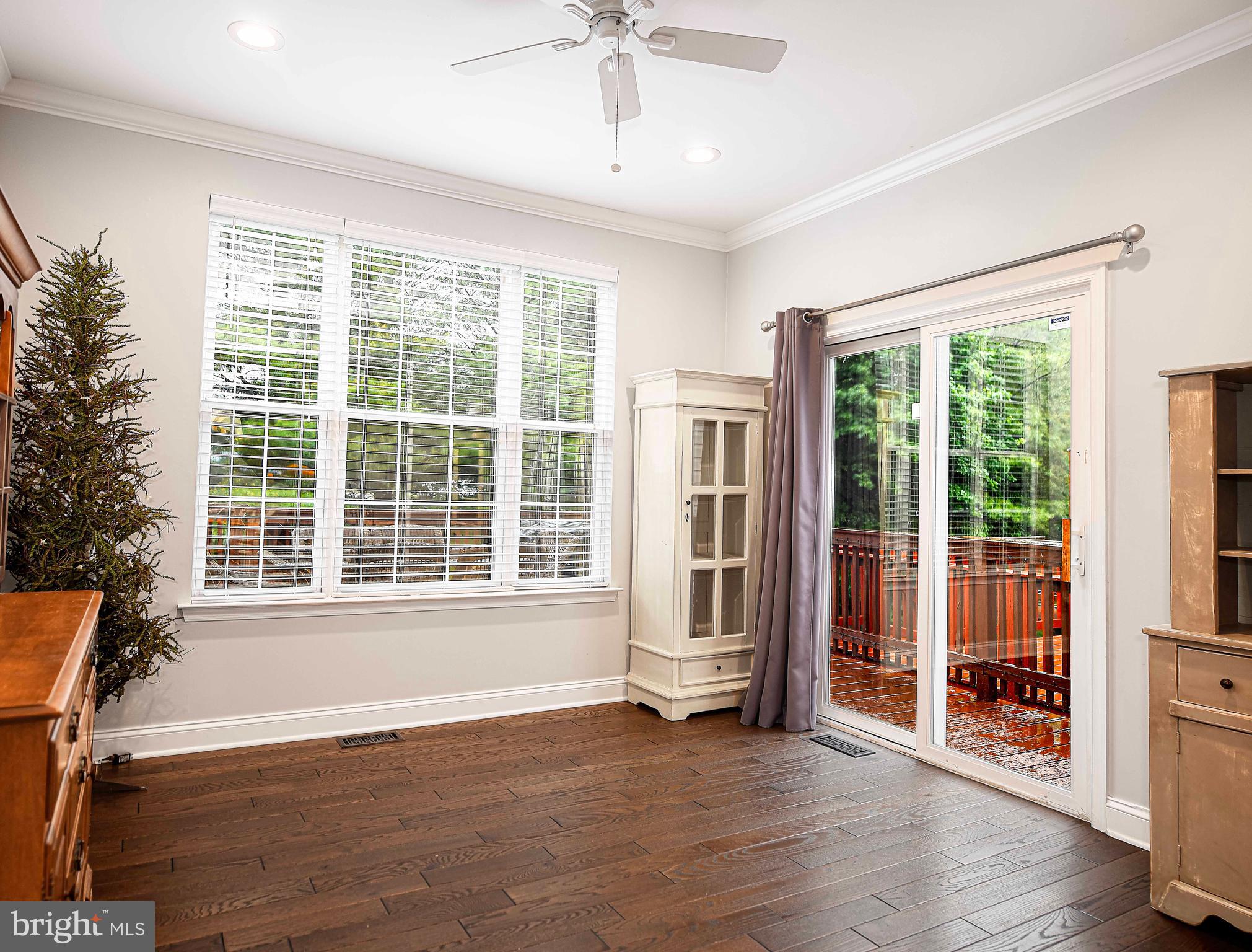 HICKORY OVERLOOK - Residential