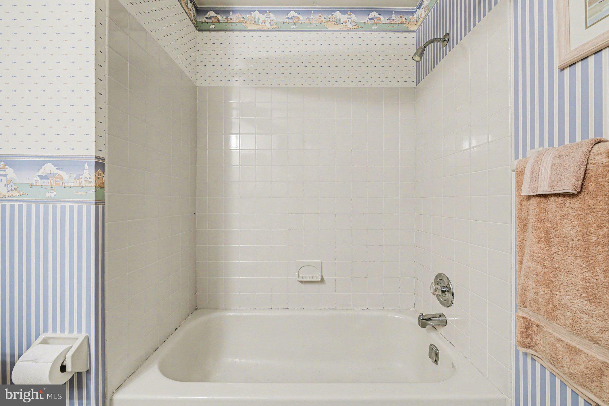 GWYNEDALE - Residential