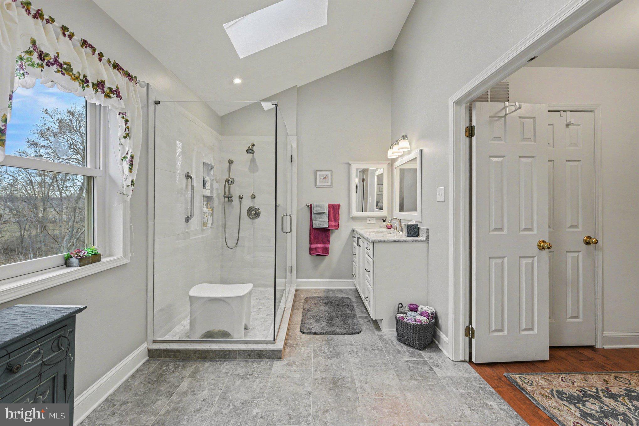 GWYNEDALE - Residential