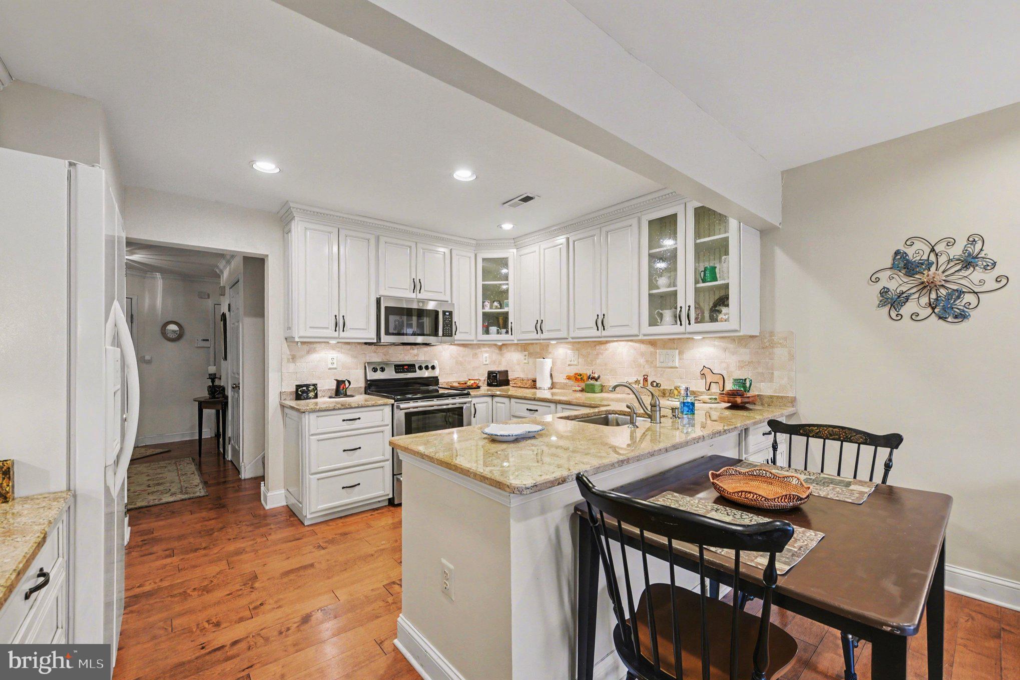 GWYNEDALE - Residential