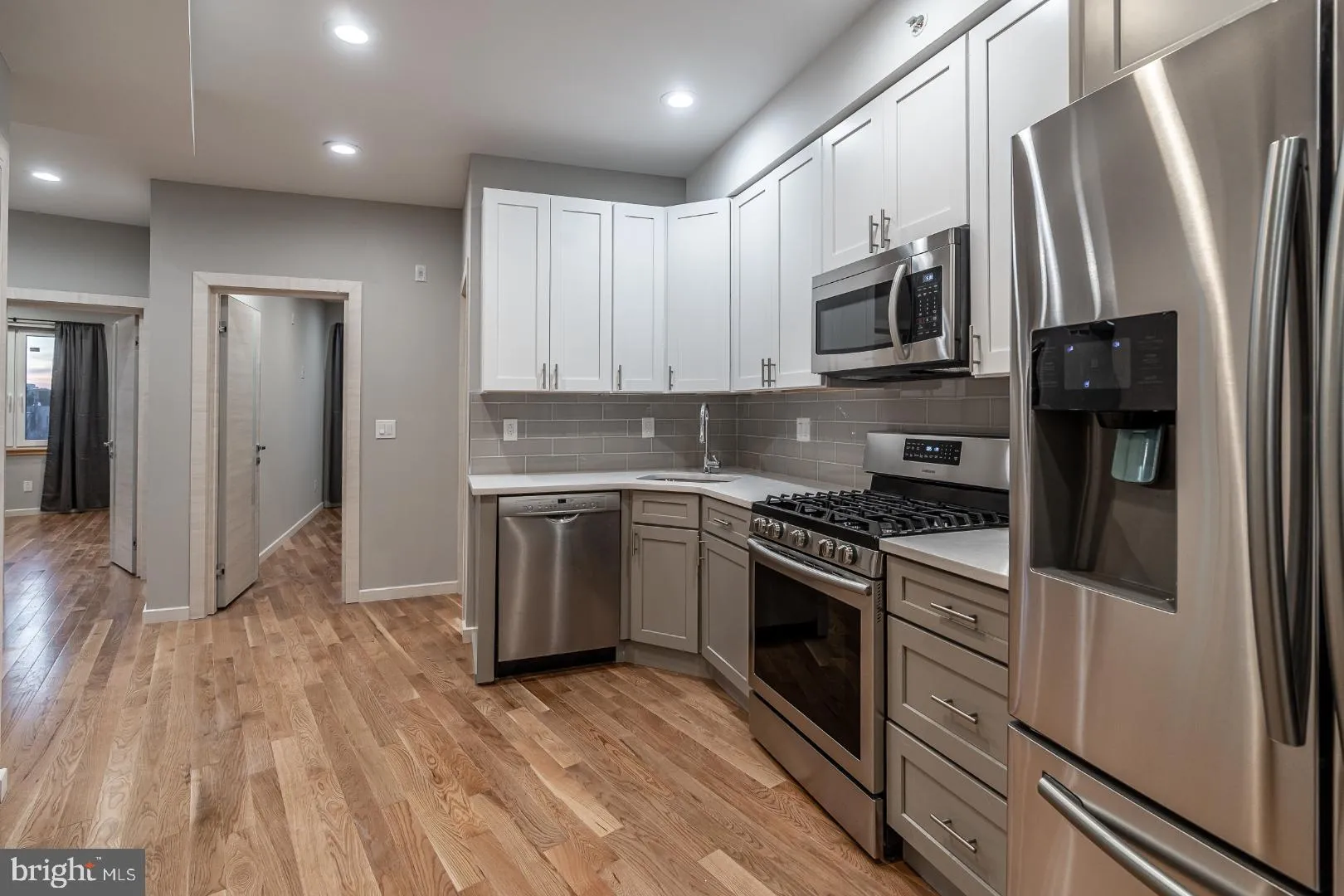 Philadelphia, Pennsylvania 19121, United States, 2 Bedrooms Bedrooms, ,2 BathroomsBathrooms,Residential,Active,102508