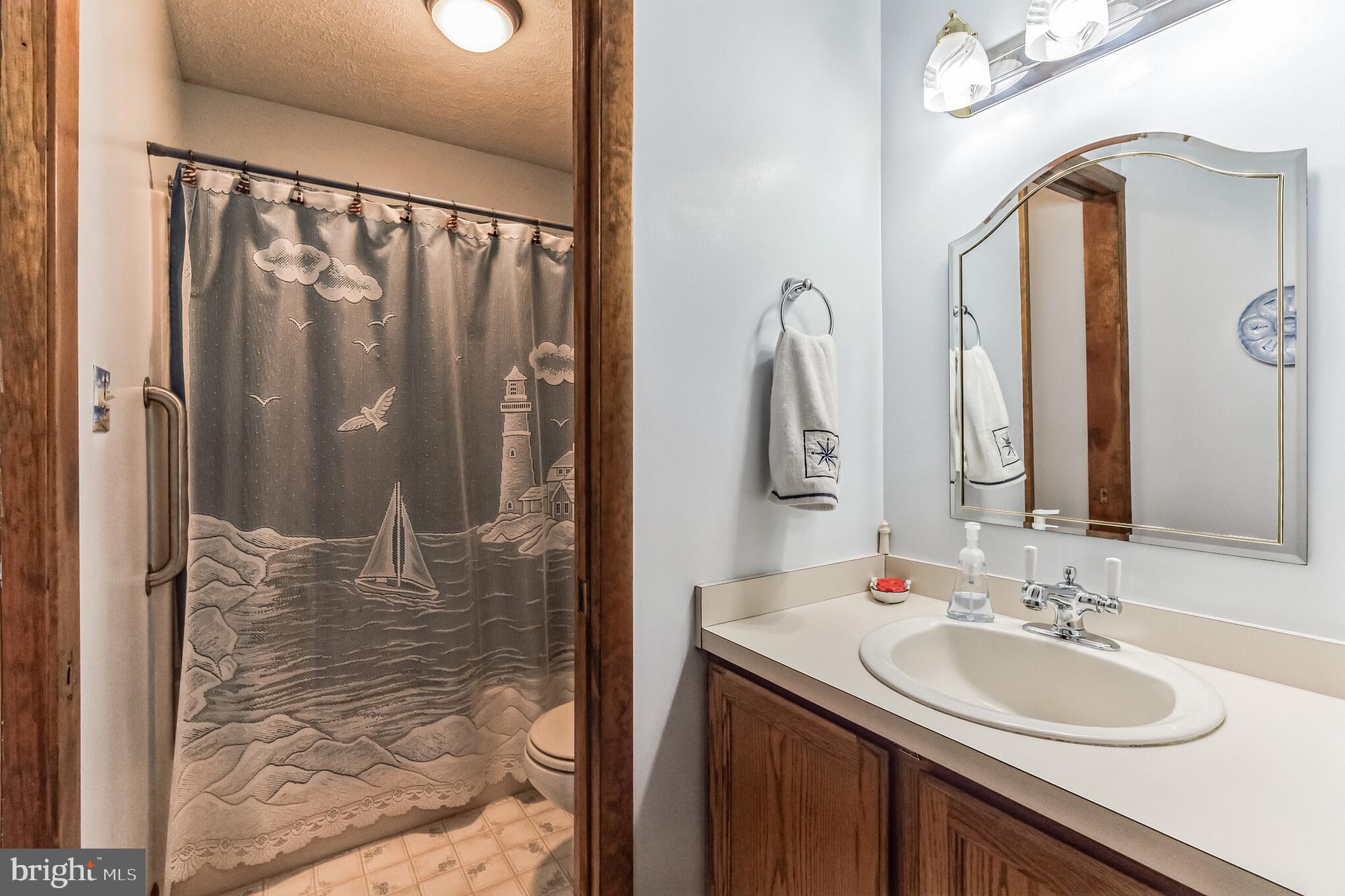 DRUM POINT - Residential