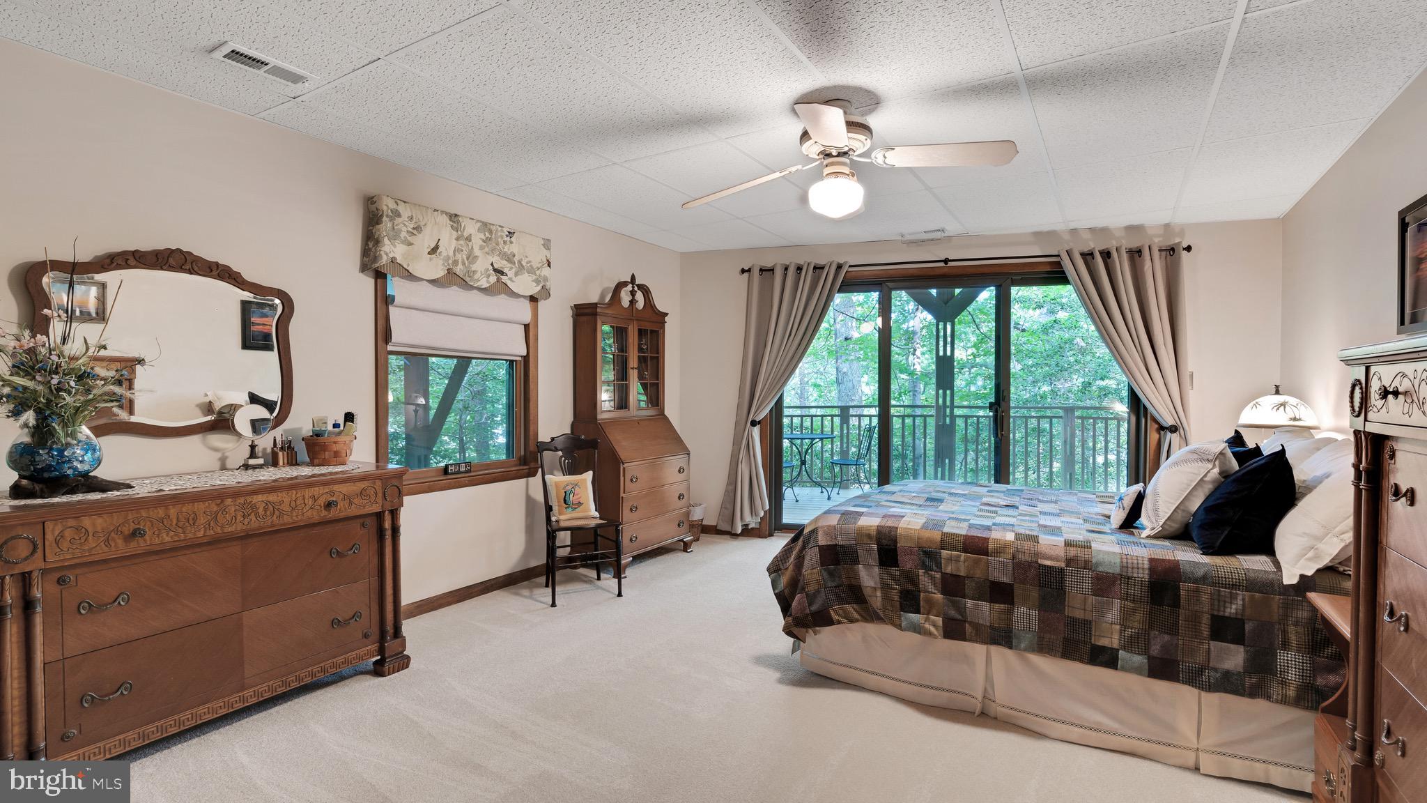 DRUM POINT - Residential