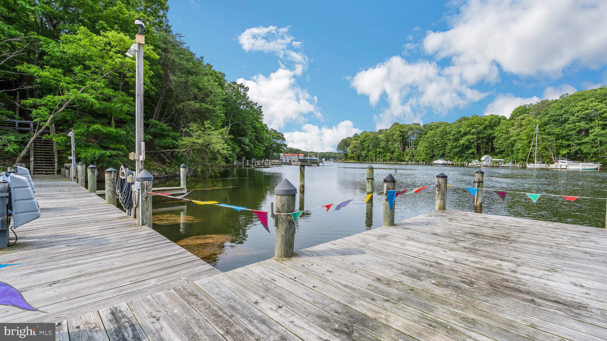 DRUM POINT - Residential