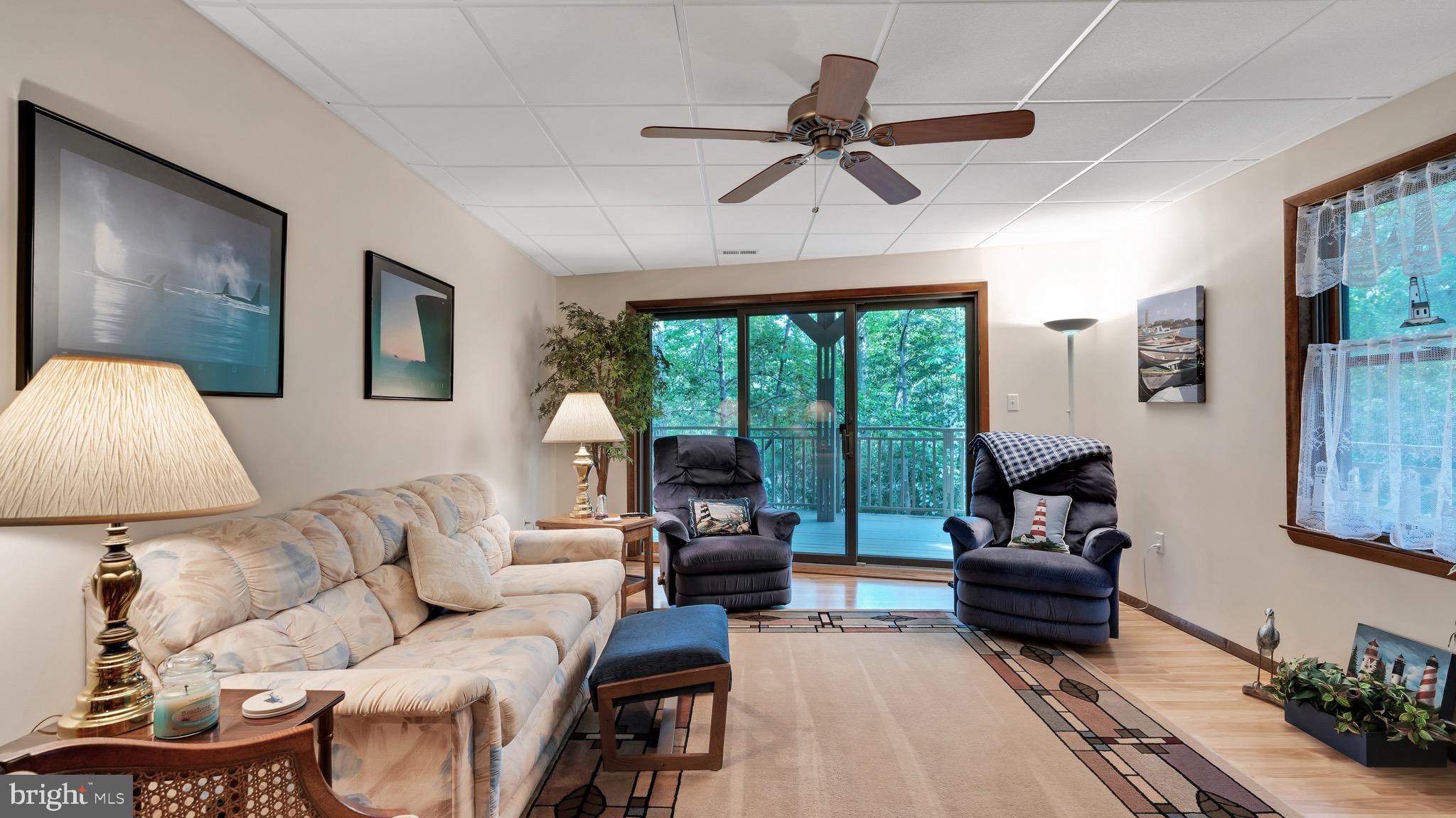 DRUM POINT - Residential