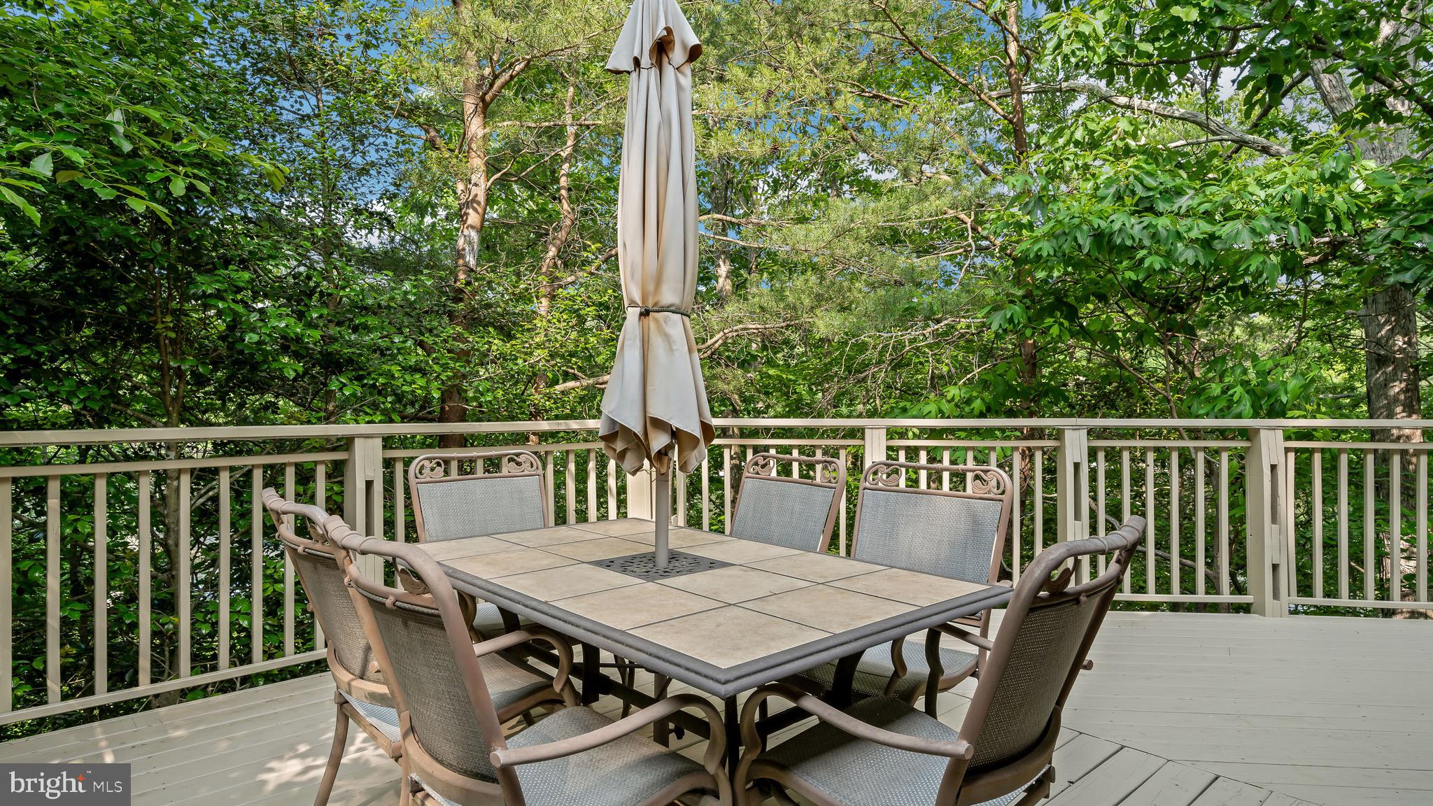 DRUM POINT - Residential