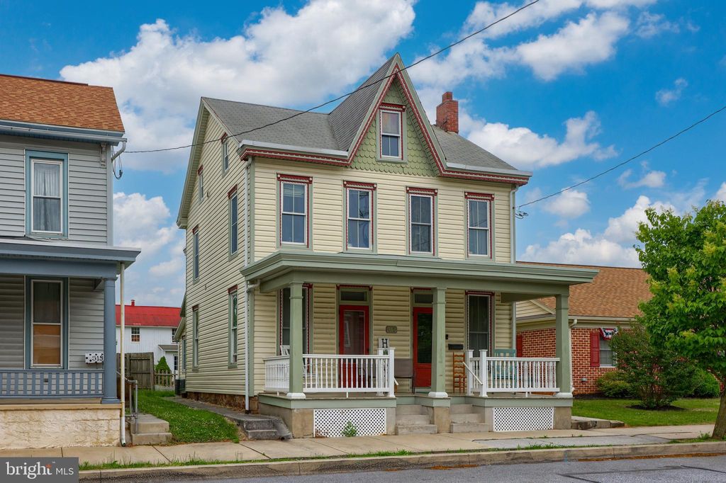 Photo of 515 Main Street, Denver, PA 17517 (MLS # PALA2036732)