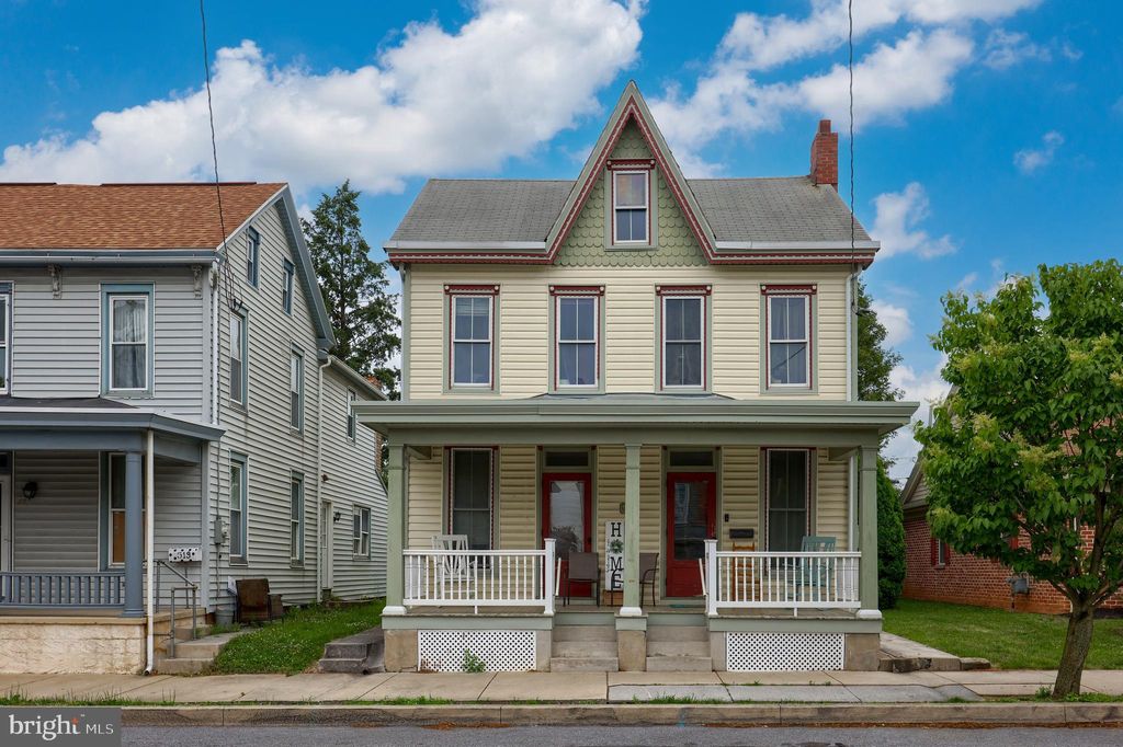 Photo of 515 Main Street, Denver, PA 17517 (MLS # PALA2036732)