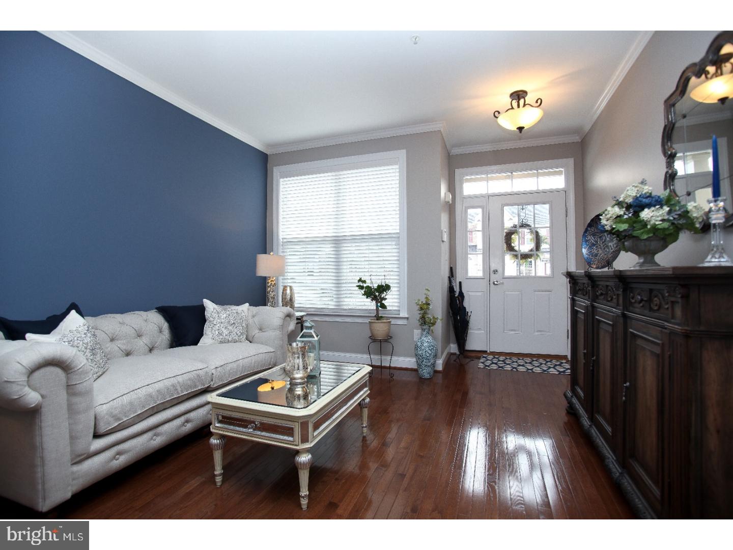 TH AT HERITAGE CNTR - Residential