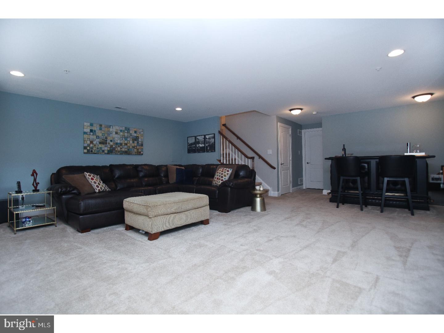 TH AT HERITAGE CNTR - Residential