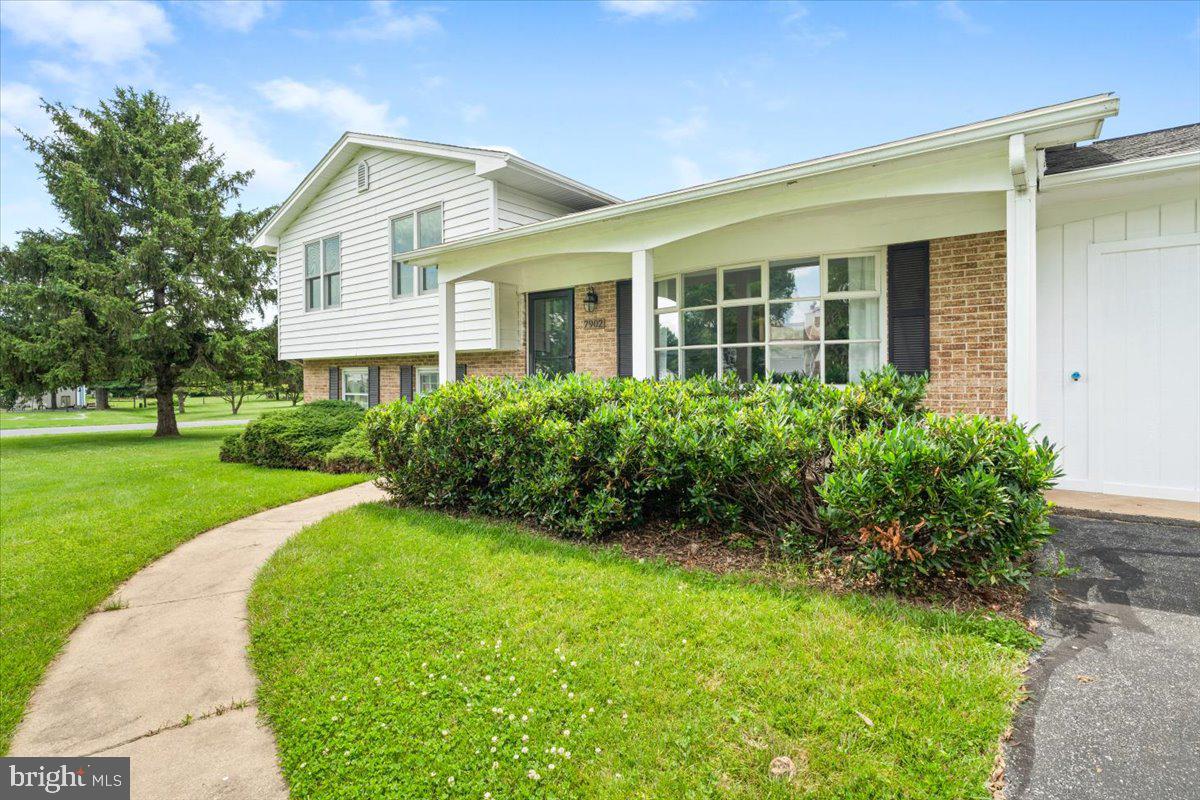7902 JUNIPER DRIVE