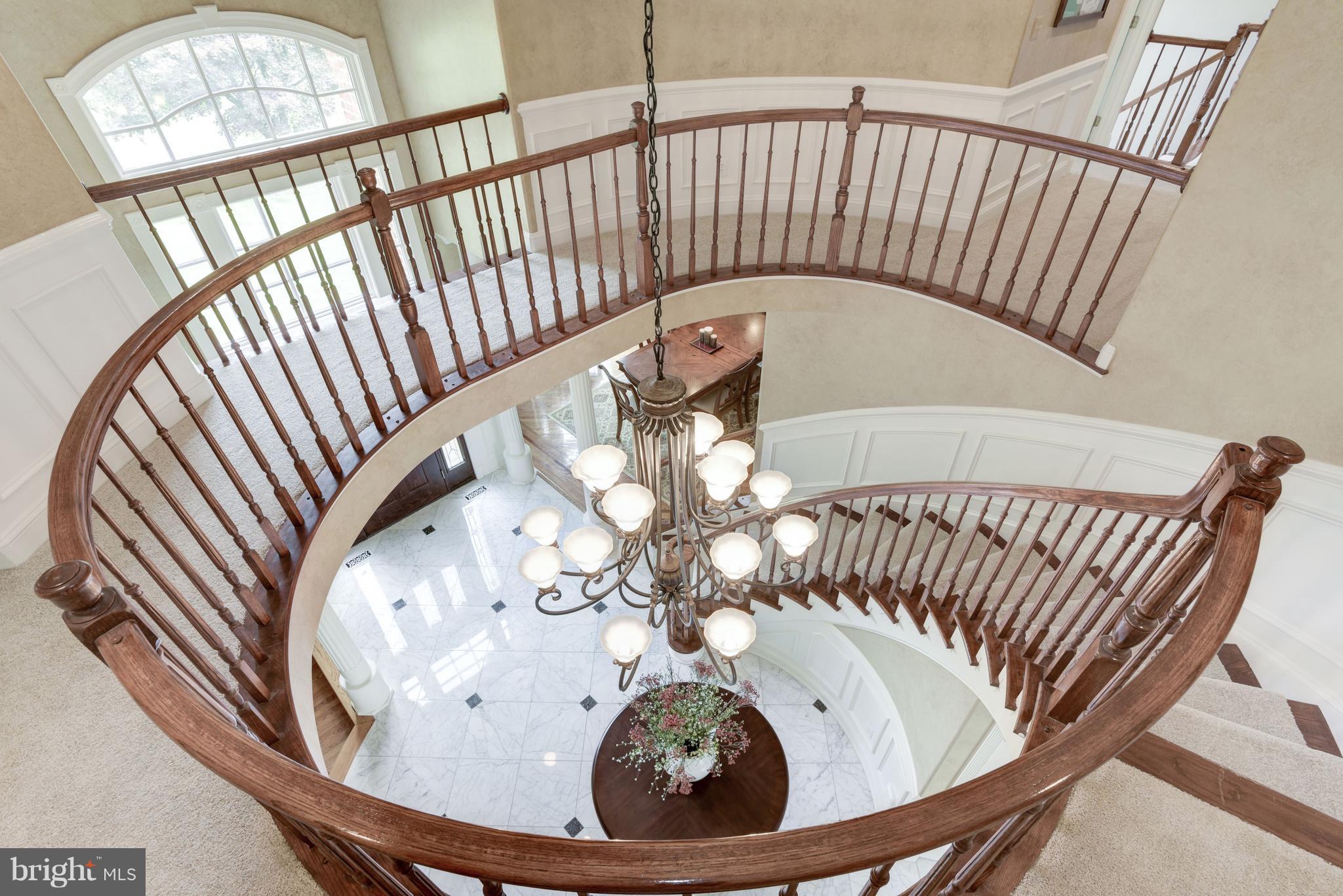 LIFESTYLE AT SULLY STATION - Residential