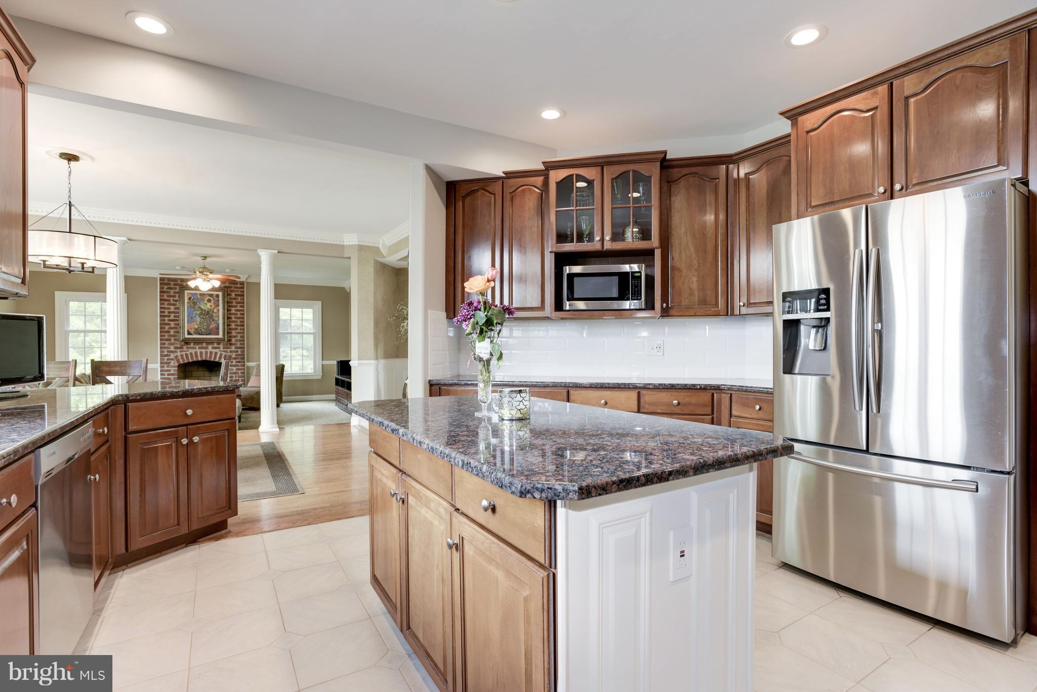 LIFESTYLE AT SULLY STATION - Residential