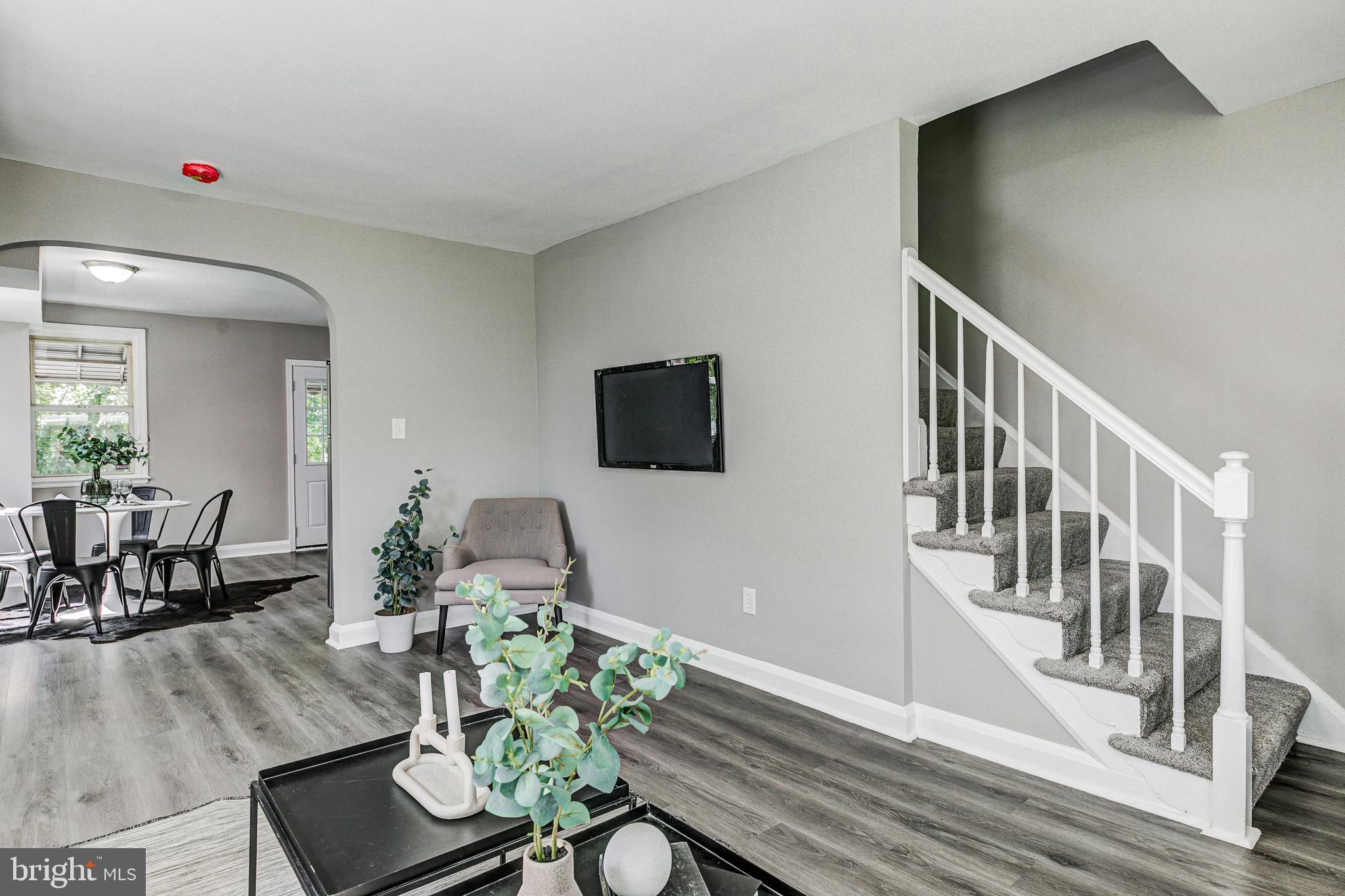 FRANKFORD - Residential