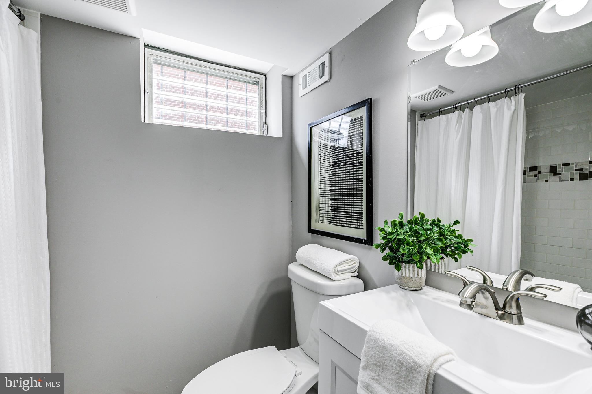 FRANKFORD - Residential