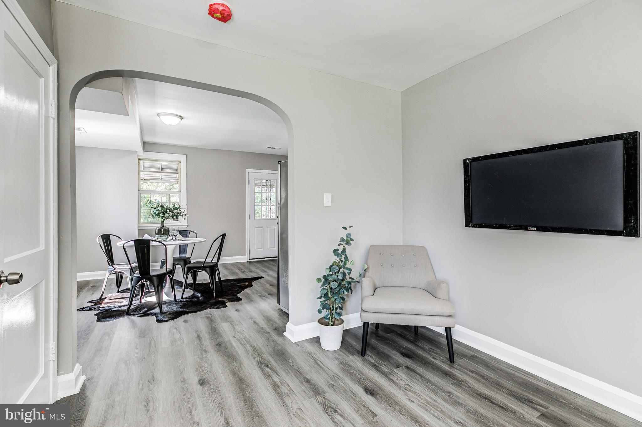 FRANKFORD - Residential