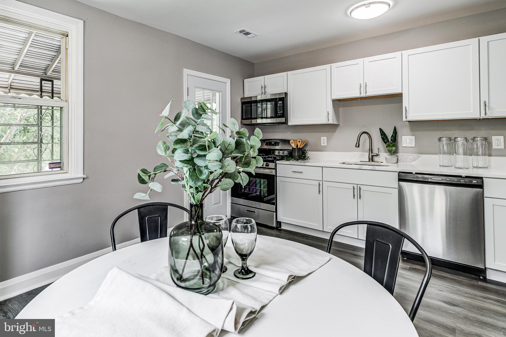 FRANKFORD - Residential