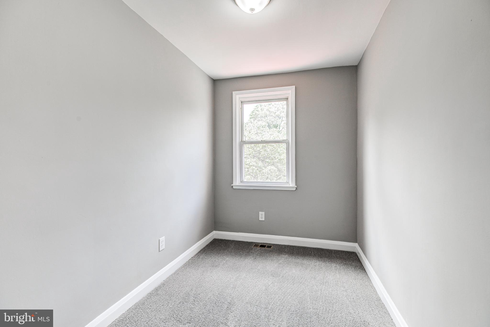 FRANKFORD - Residential