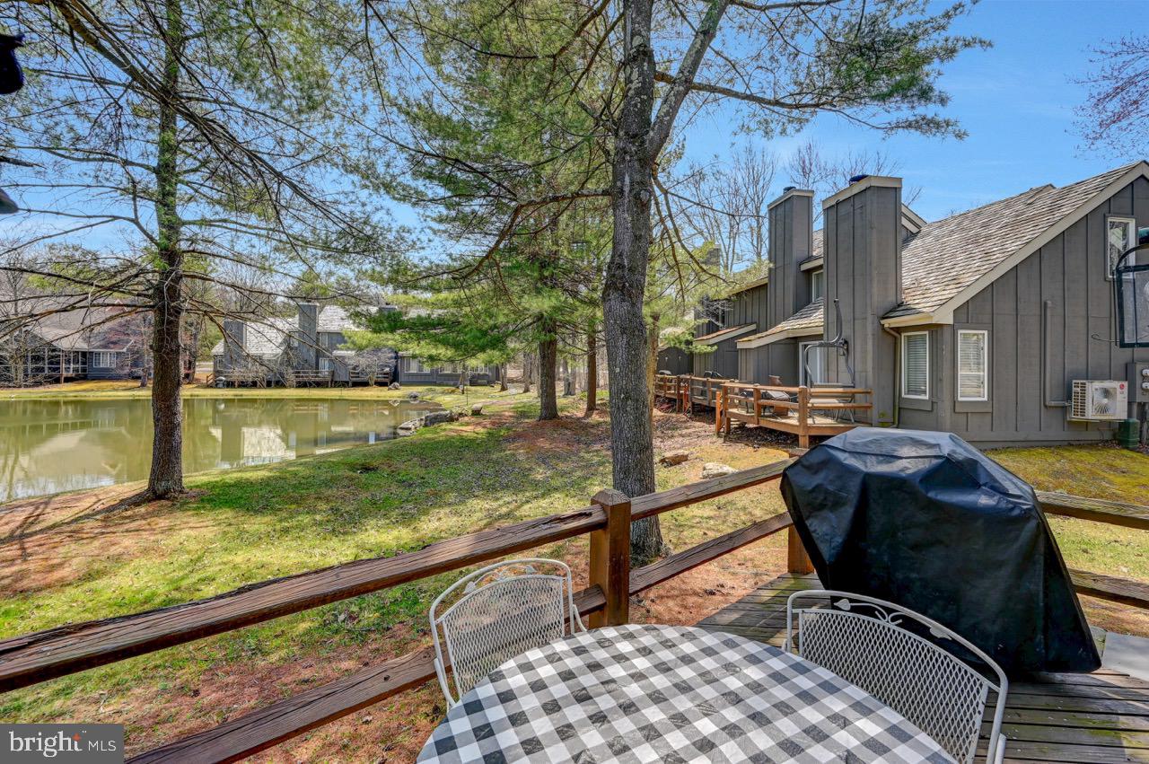 SNOW RIDGE VILLAGE - Residential