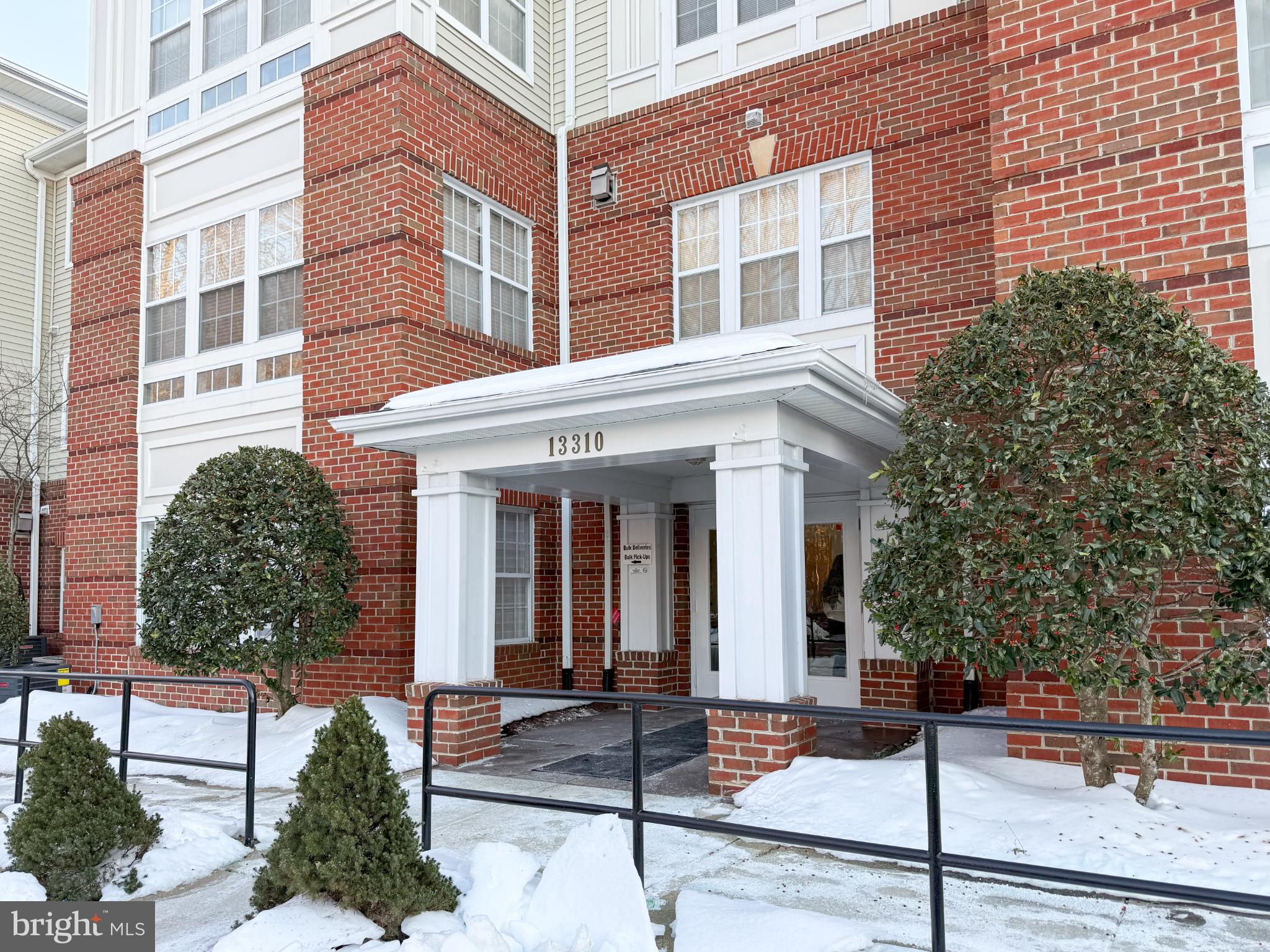 CAMERON GROVE - Residential