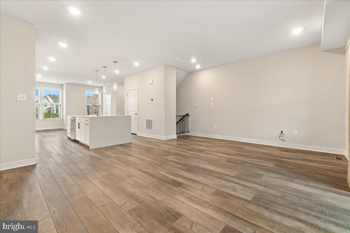 LANDSDALE - Residential