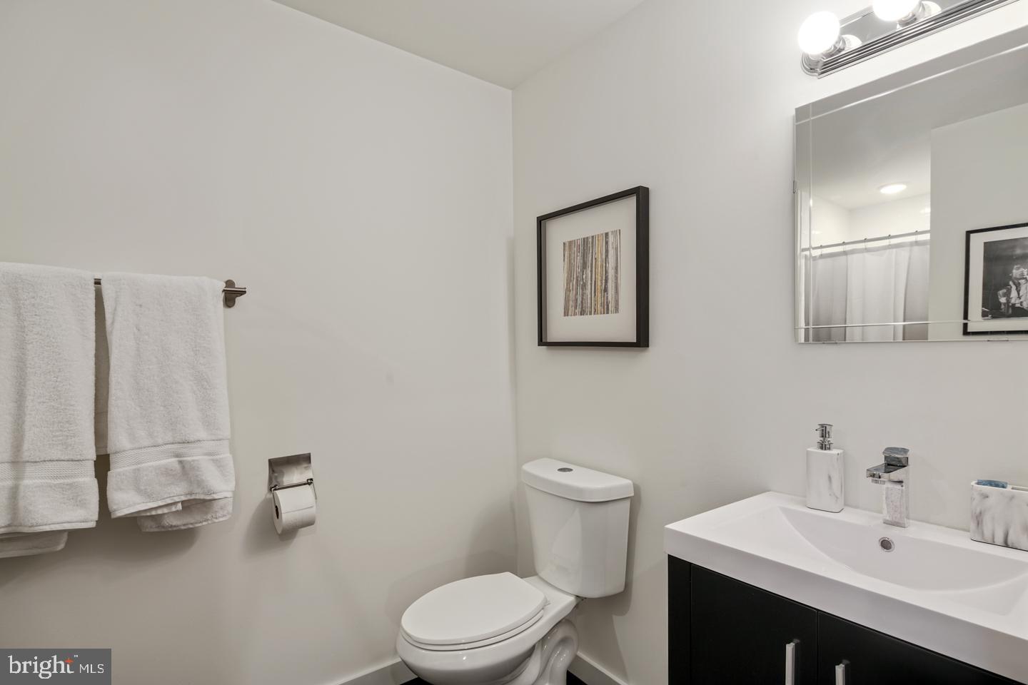 FISHTOWN - Commercial Sale