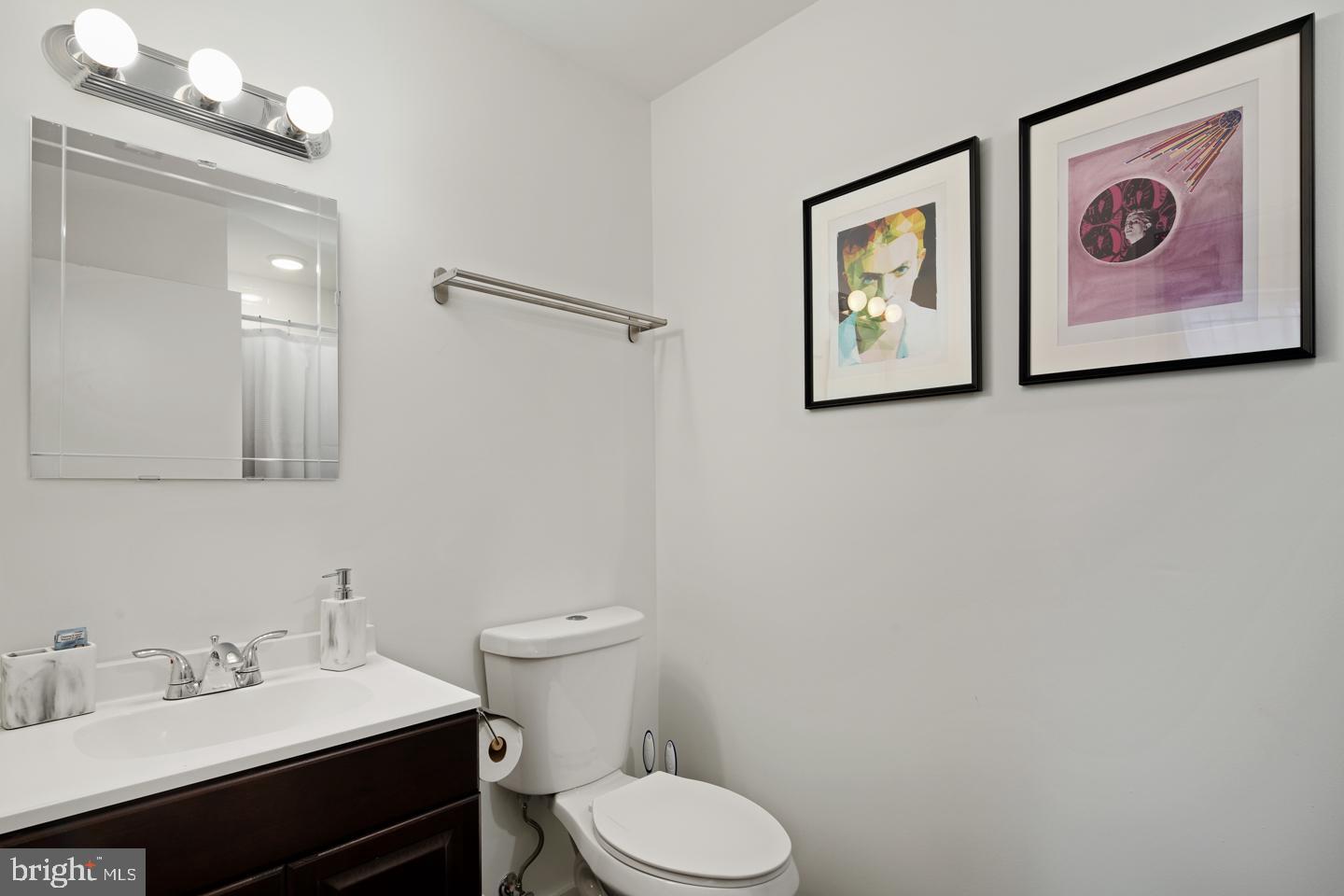 FISHTOWN - Commercial Sale