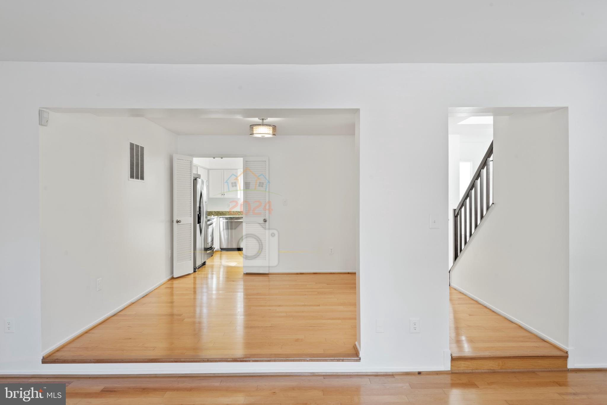 CHERRYWOOD SQUARE - Residential