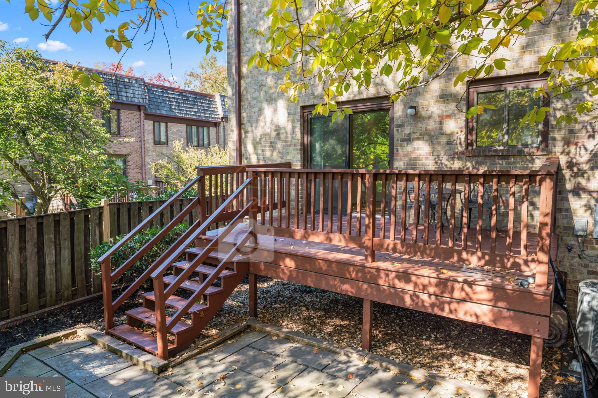 CHERRYWOOD SQUARE - Residential