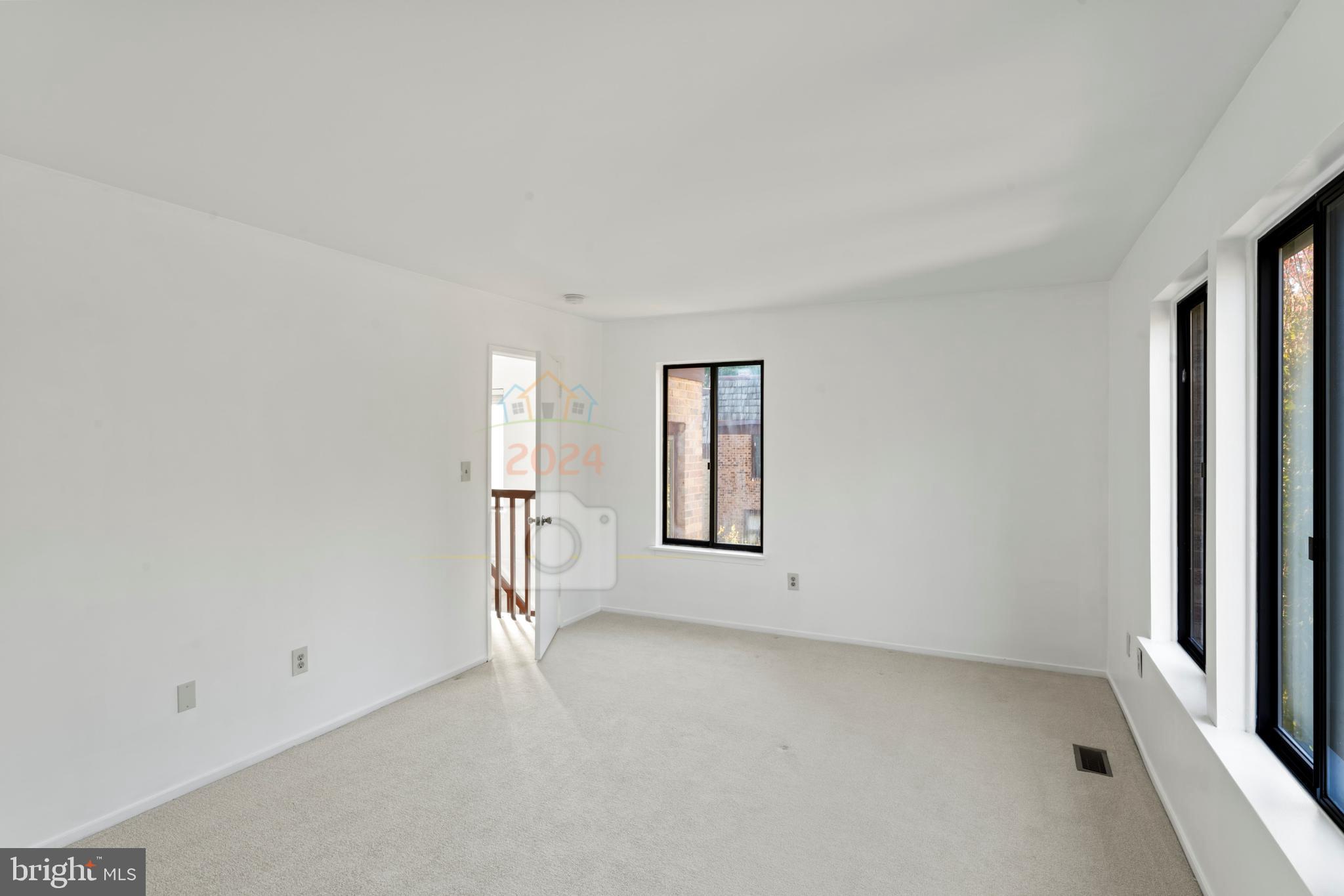 CHERRYWOOD SQUARE - Residential