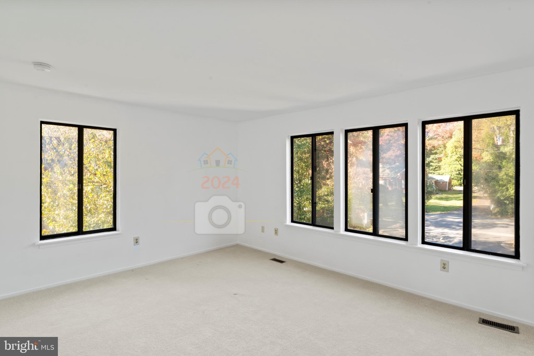 CHERRYWOOD SQUARE - Residential