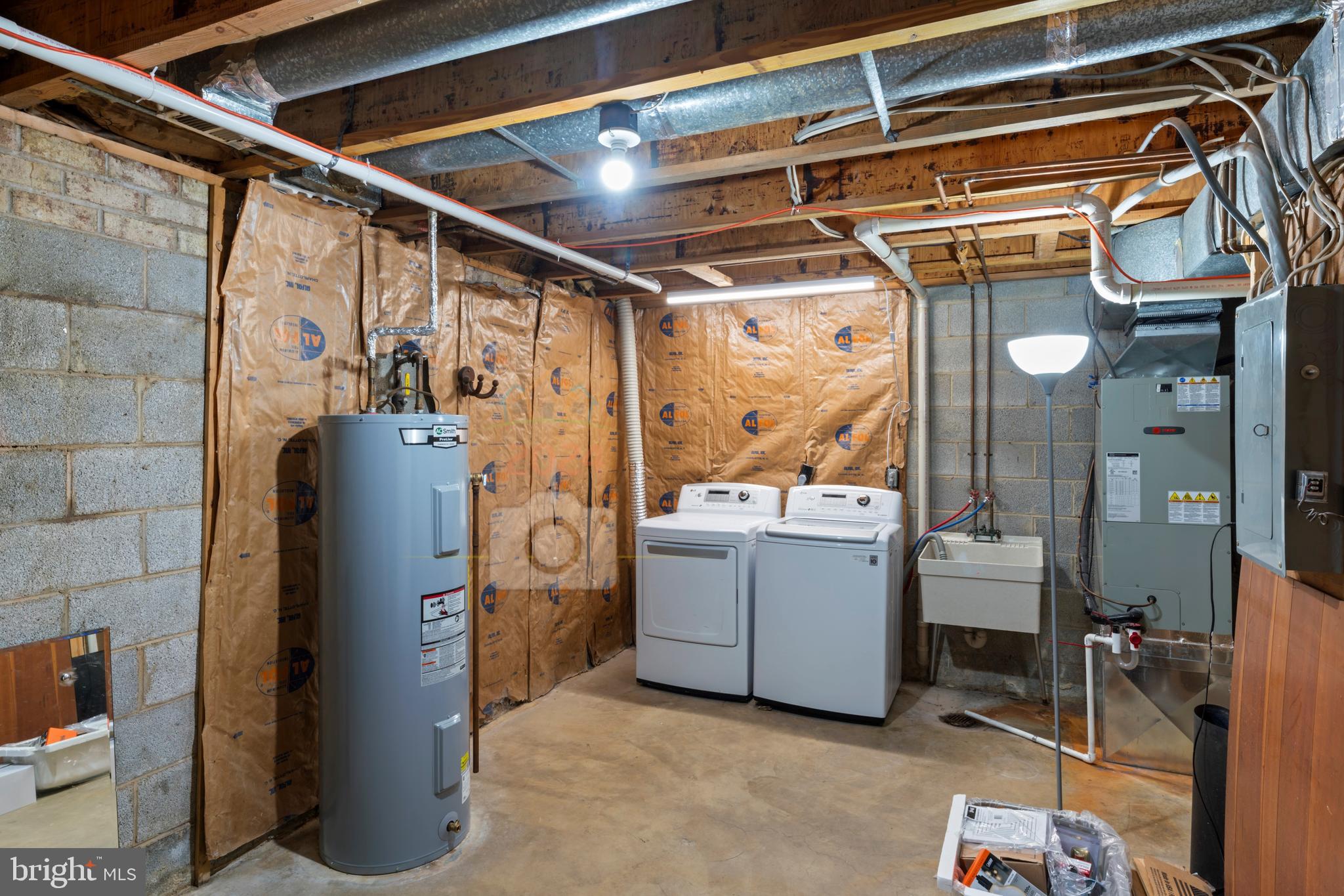 CHERRYWOOD SQUARE - Residential