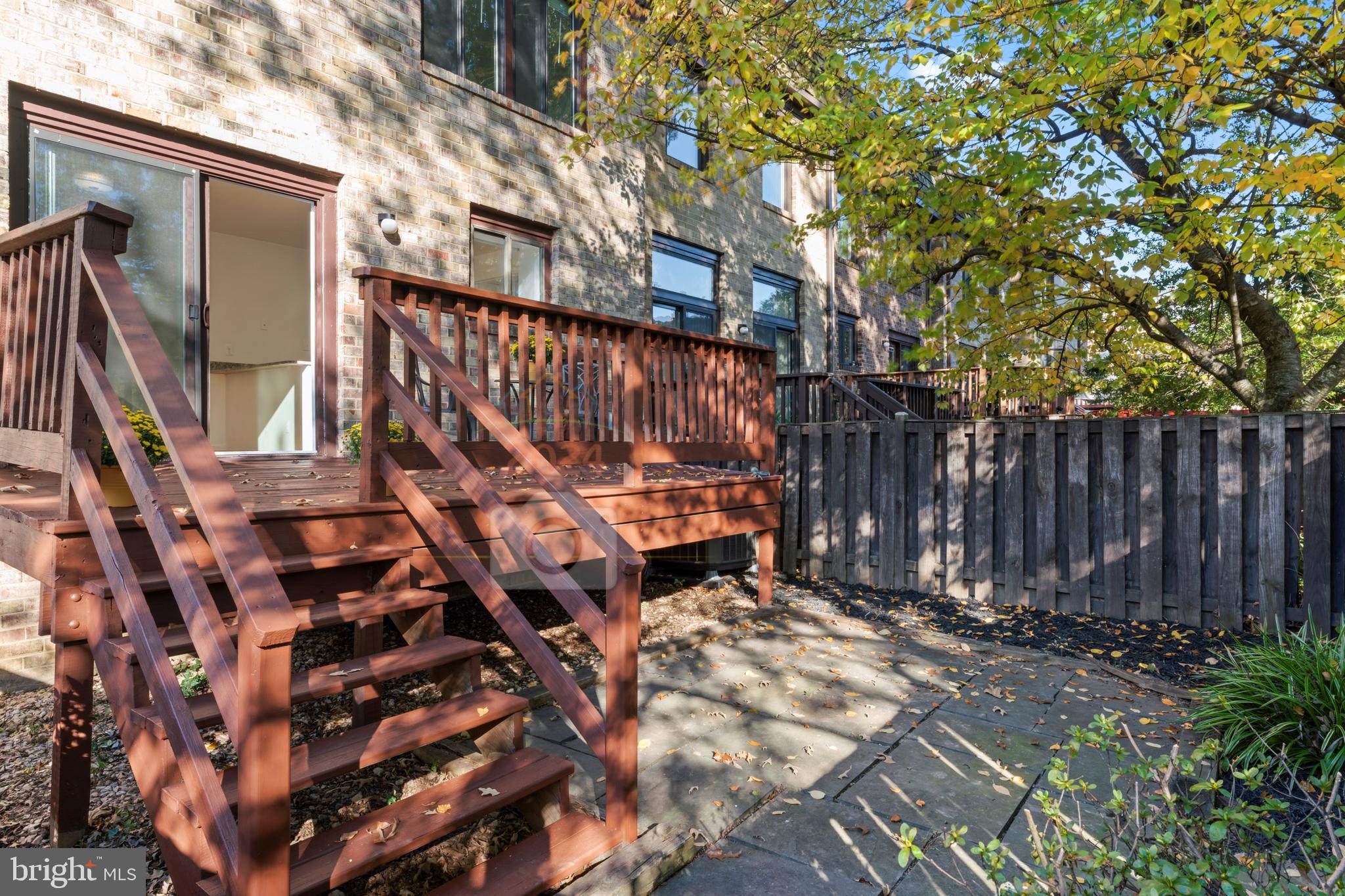 CHERRYWOOD SQUARE - Residential