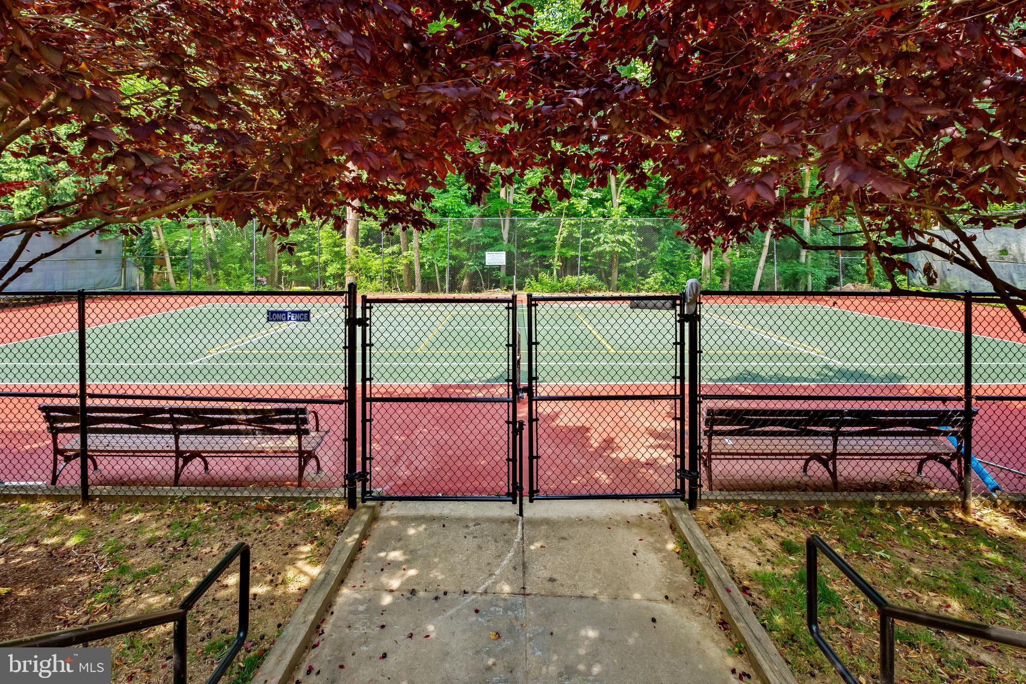 CROSS KEYS - Residential Lease