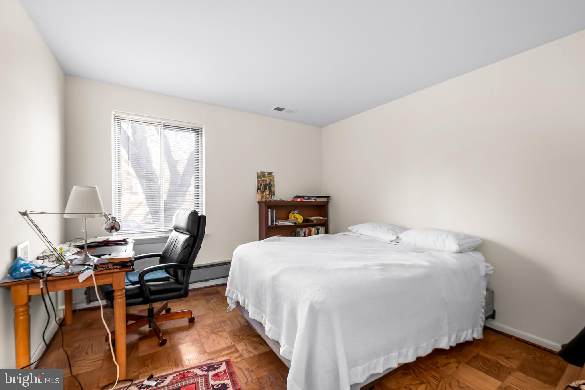 CROSS KEYS - Residential Lease