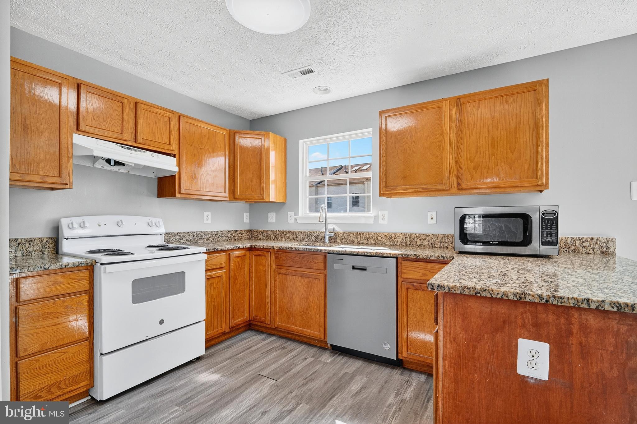 HOWARDS RIDGE - Residential Lease