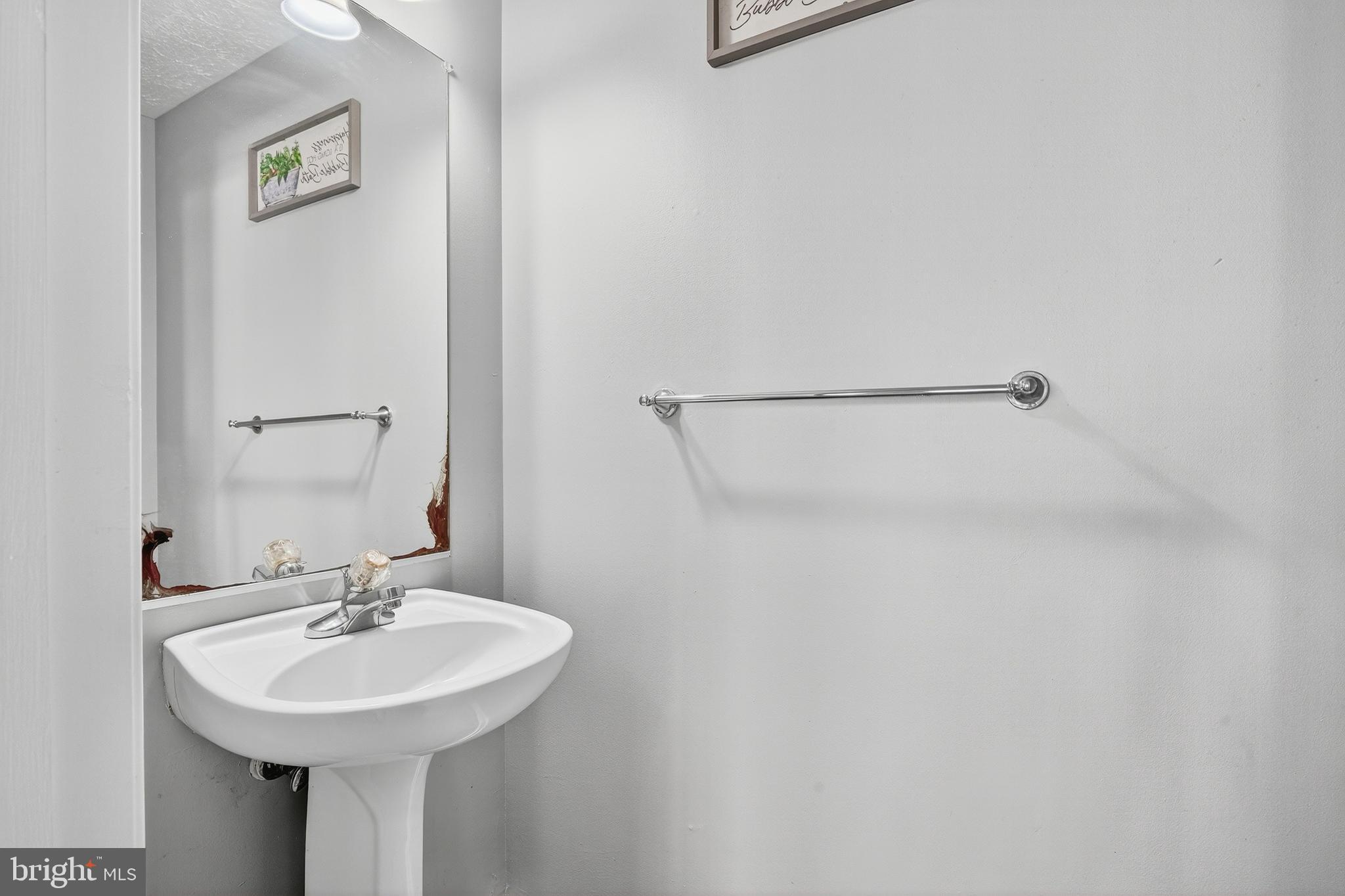 HOWARDS RIDGE - Residential Lease