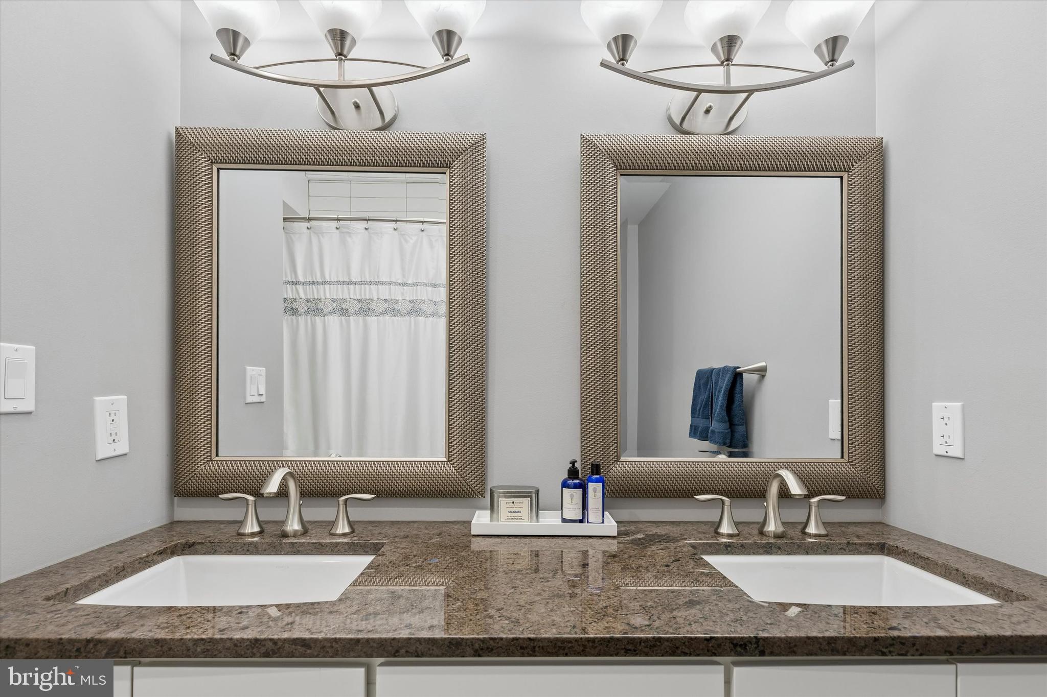 MANAYUNK - Residential