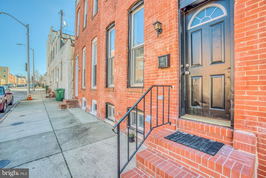 Great buy in Federal Hill- Large footprint with nice features- tall ceilings- new granite in kitchen - 1/2 bath main level with mud room. 3 bedroom plus finished basement with full bath and laundry- Convenient location- easily accessible to 95- shops/bars/restaurants/gym/park/coffee- downtown- Come put your finishing touches on it and build equity!! More pics to come of 3rd bedroom and bath.