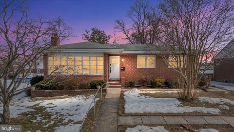 229 SIPPLE AVENUE NOTTINGHAM MD 21236