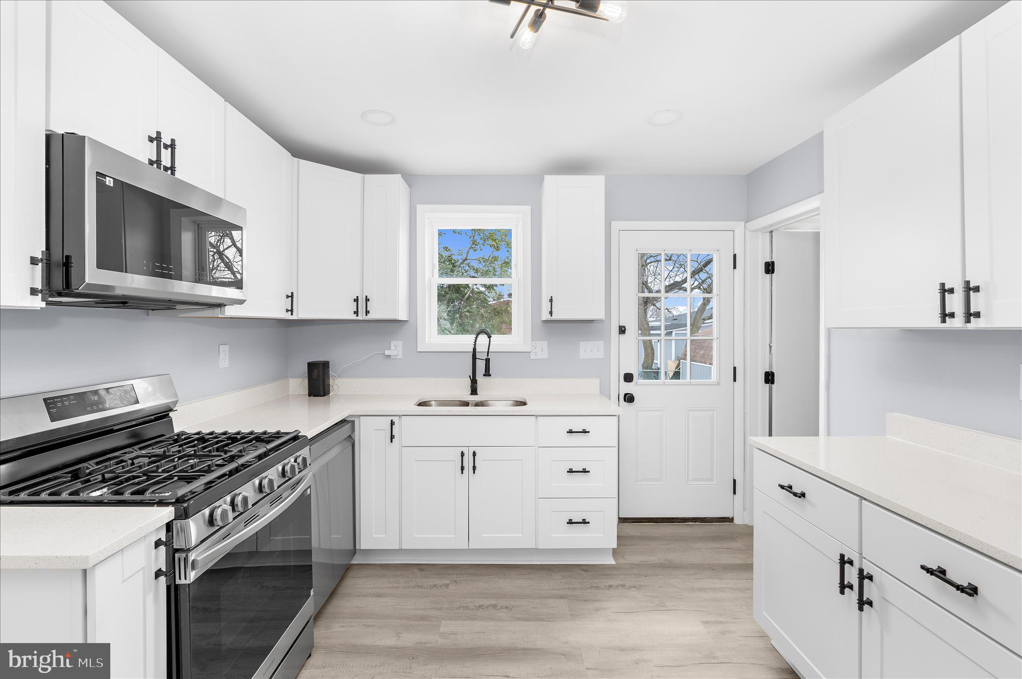 LINOVER HEIGHTS - Residential