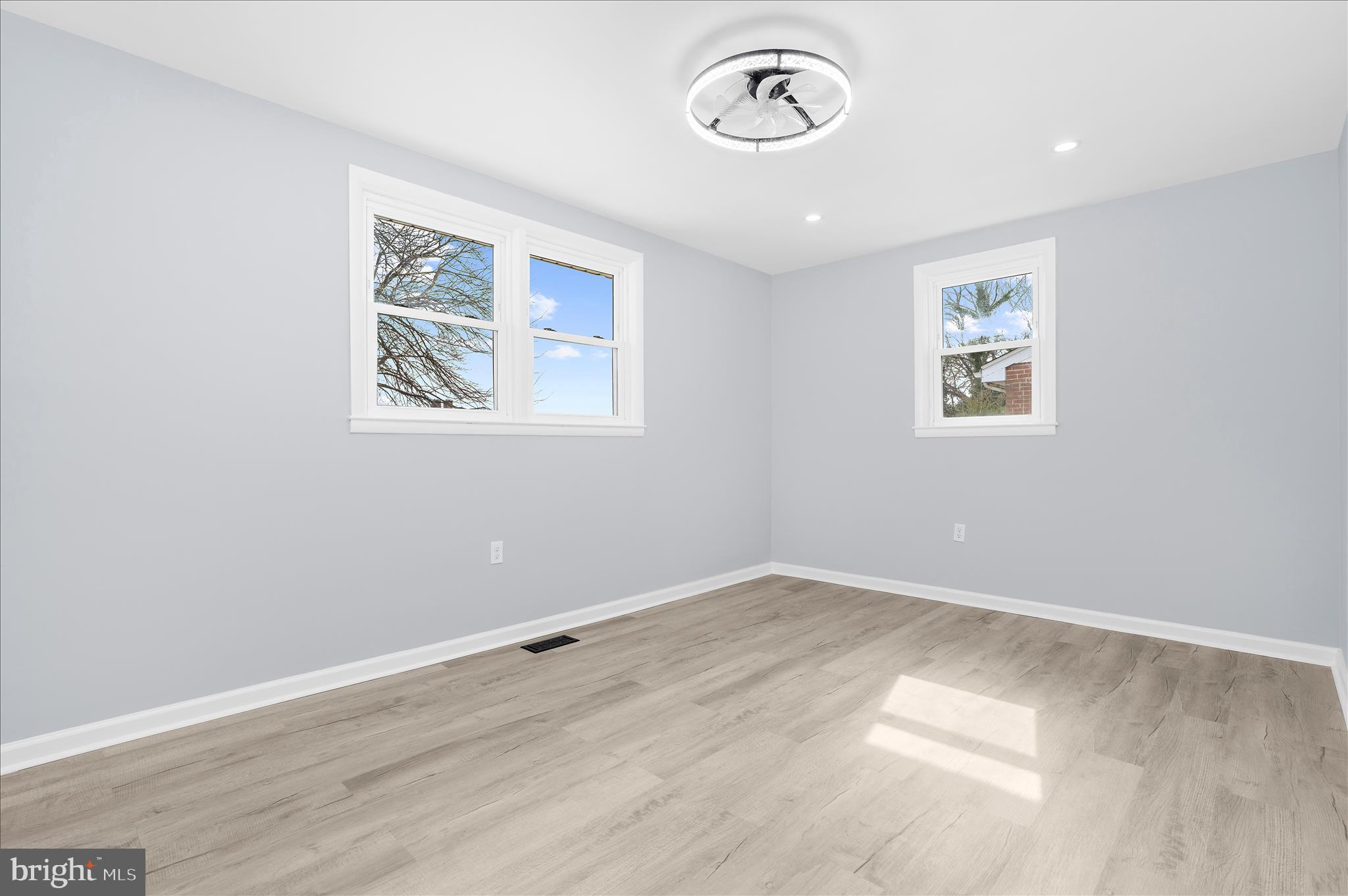 LINOVER HEIGHTS - Residential