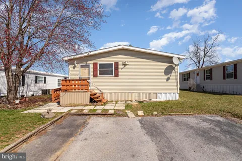 179 Bowie Drive, Grantville, PA MLS: PADA2043570