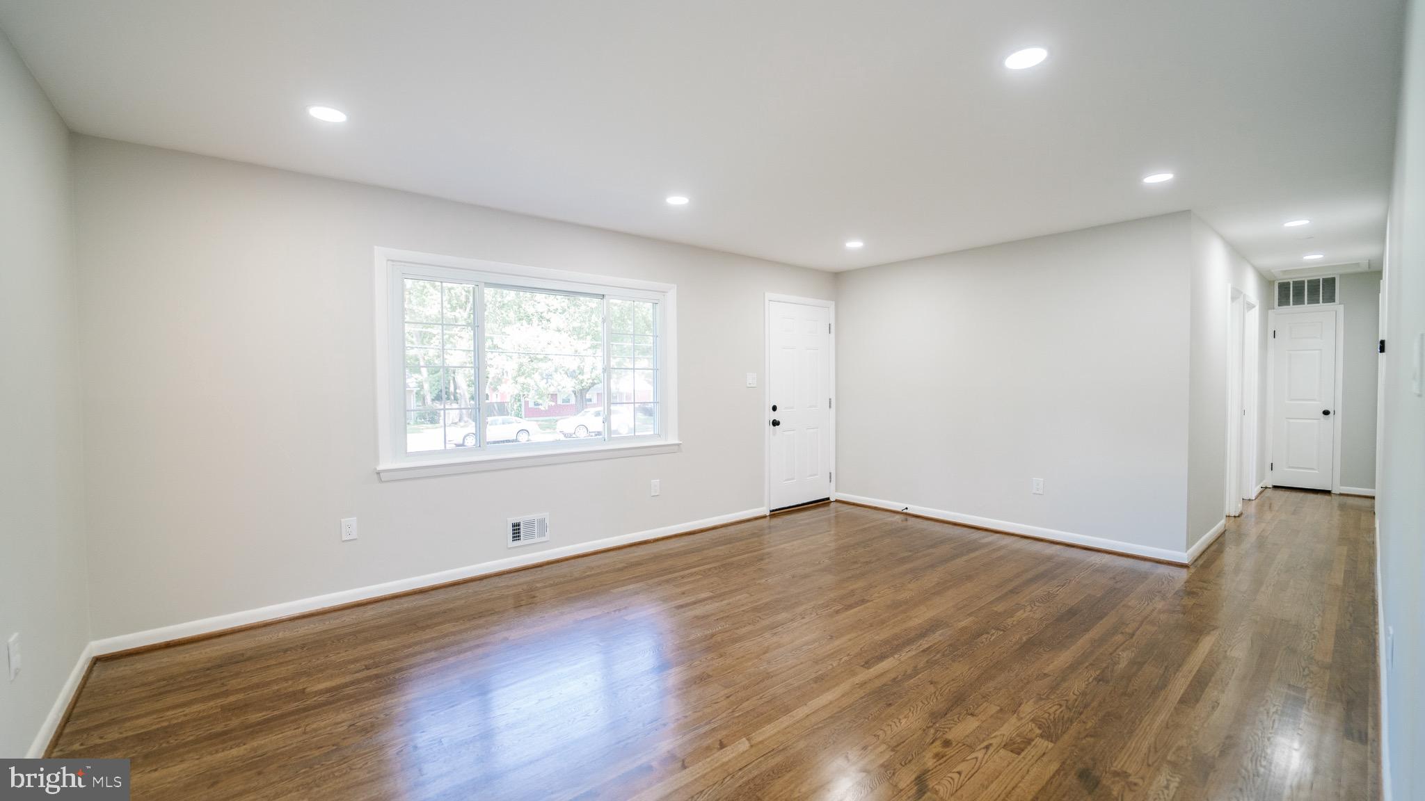 WOODLAWN TERRACE - Residential