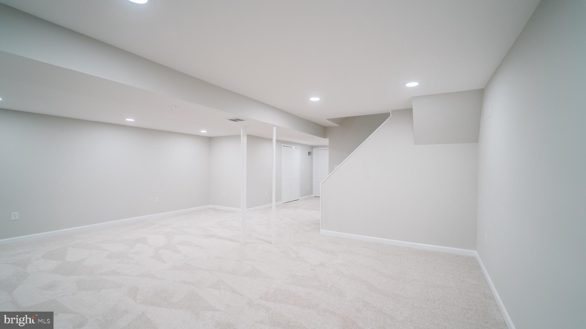 WOODLAWN TERRACE - Residential