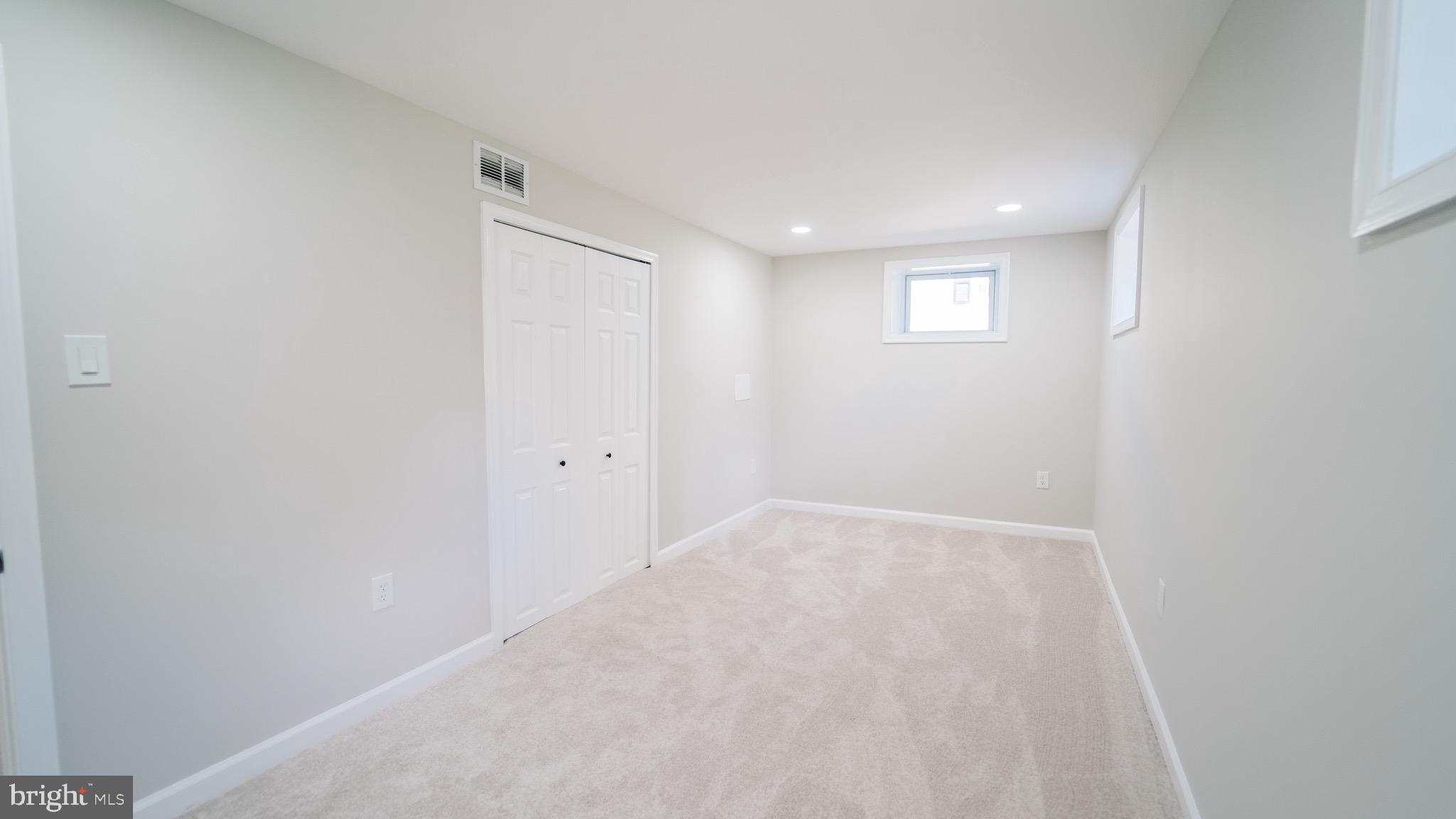 WOODLAWN TERRACE - Residential