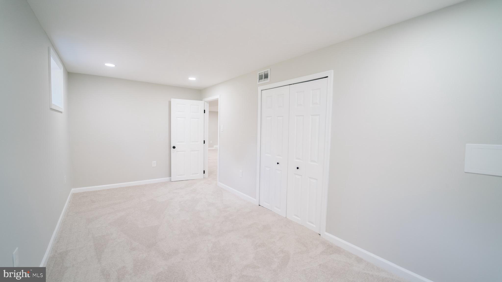 WOODLAWN TERRACE - Residential